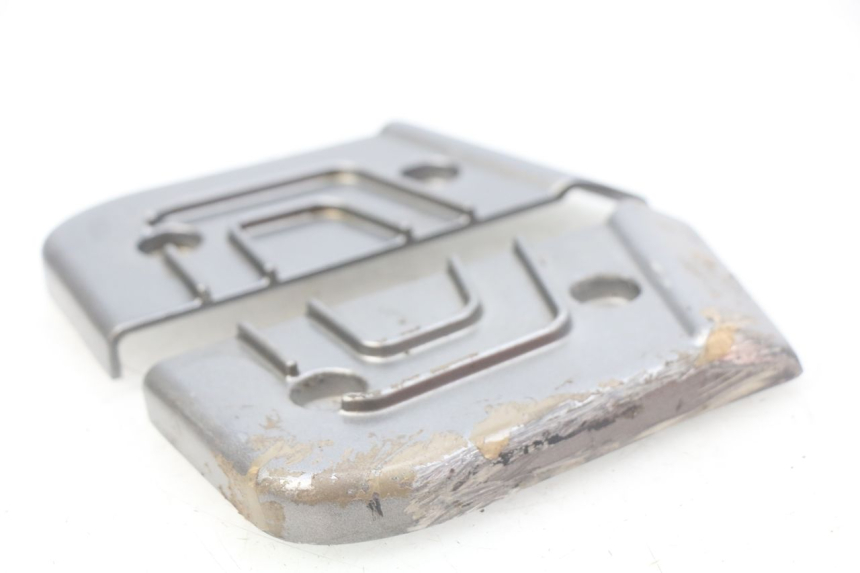 photo de ZESTAW TYLNYCH PODNÓŻKÓW TNT MOTOR GRIDO 2T 50 (2010 - 2019) - Punkty mocowania