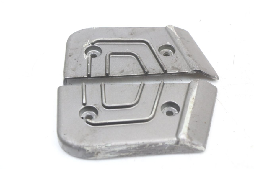 photo de ZESTAW TYLNYCH PODNÓŻKÓW TNT MOTOR GRIDO 2T 50 (2010 - 2019) - Zoom stanu zużycia