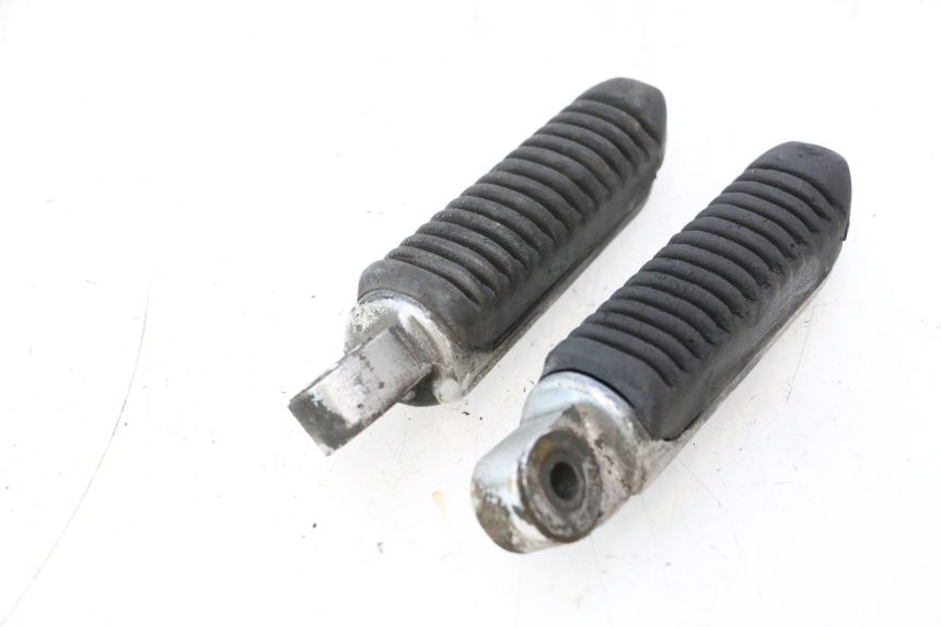 photo de PARA NÓG REAR SUZUKI GSX F GSXF 750 (1988 - 1998) - Zoom stanu zużycia
