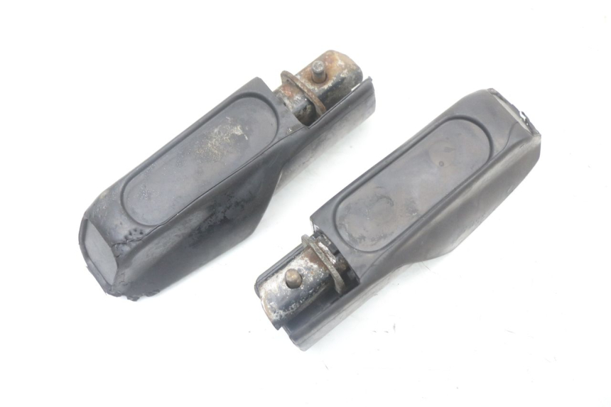 photo de ZESTAW TYLNYCH PODNÓŻKÓW HONDA FES S-WING SWING 125 (2007 - 2015) - Widok ogólny