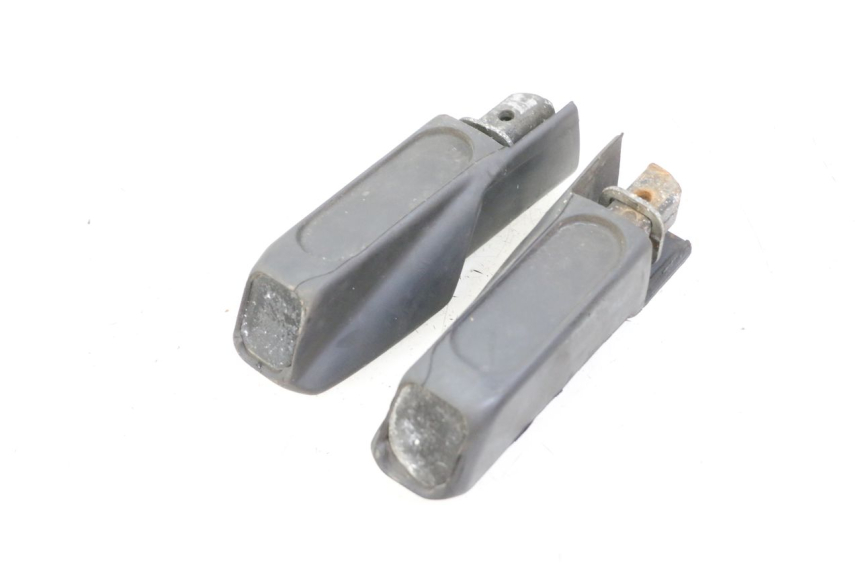 photo de ZESTAW TYLNYCH PODNÓŻKÓW HONDA FES S-WING SWING ABS 125 (2007 - 2015) - Zoom stanu zużycia