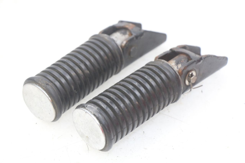 photo de ZESTAW TYLNYCH PODNÓŻKÓW KEEWAY HURRICANE 50 (2006 - 2019) - Widok główny