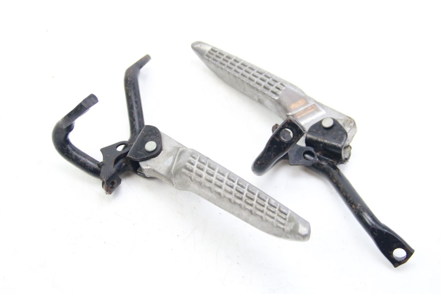 photo de ZESTAW TYLNYCH PODNÓŻKÓW REVATTO IMPERATOR 125 (2007 - 2015) - Widok główny