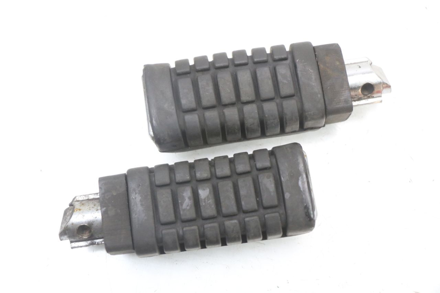 photo de ZESTAW TYLNYCH PODNÓŻKÓW JINLUN JL HIGHLANDER 125 (2007 - 2015) - Widok główny