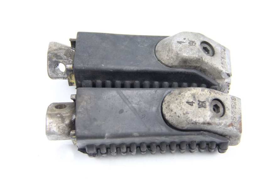 photo de ZESTAW TYLNYCH PODNÓŻKÓW BMW K100 1000 (1982 - 1990) - Zoom stanu zużycia