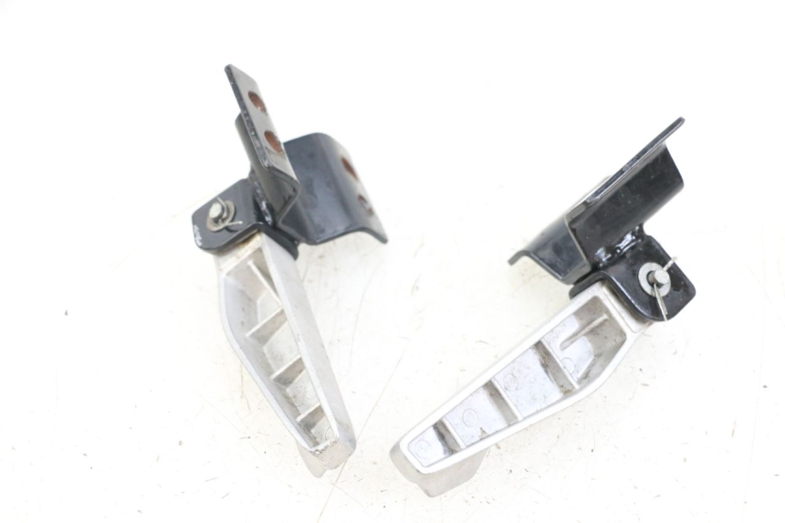 photo de ZESTAW TYLNYCH PODNÓŻKÓW RIDE KALLIO 50 (2010 - 2019) - Zoom stanu zużycia