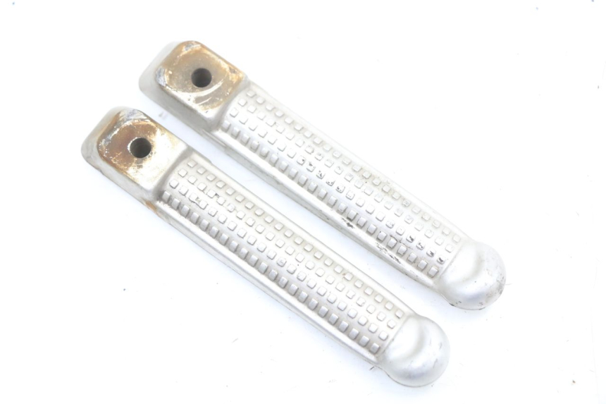 photo de ZESTAW TYLNYCH PODNÓŻKÓW RENAULT KOURANOS 125 (2001 - 2004) - Zoom stanu zużycia