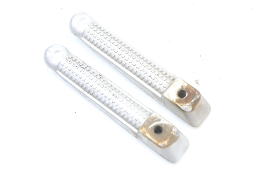 photo de ZESTAW TYLNYCH PODNÓŻKÓW RENAULT KOURANOS 125 (2001 - 2004) - Inny kąt widzenia