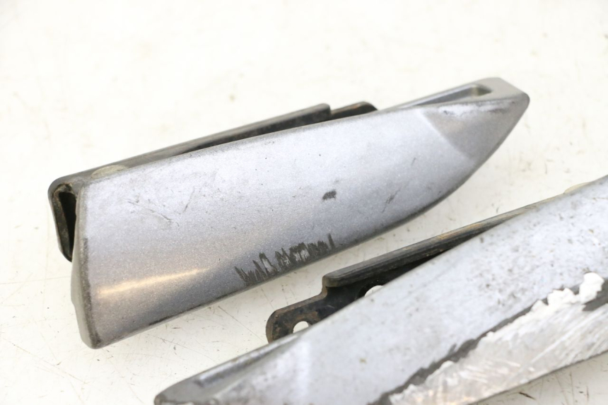 photo de ZESTAW TYLNYCH PODNÓŻKÓW PIAGGIO MP3 500 (2014 - 2017) - Widok ogólny