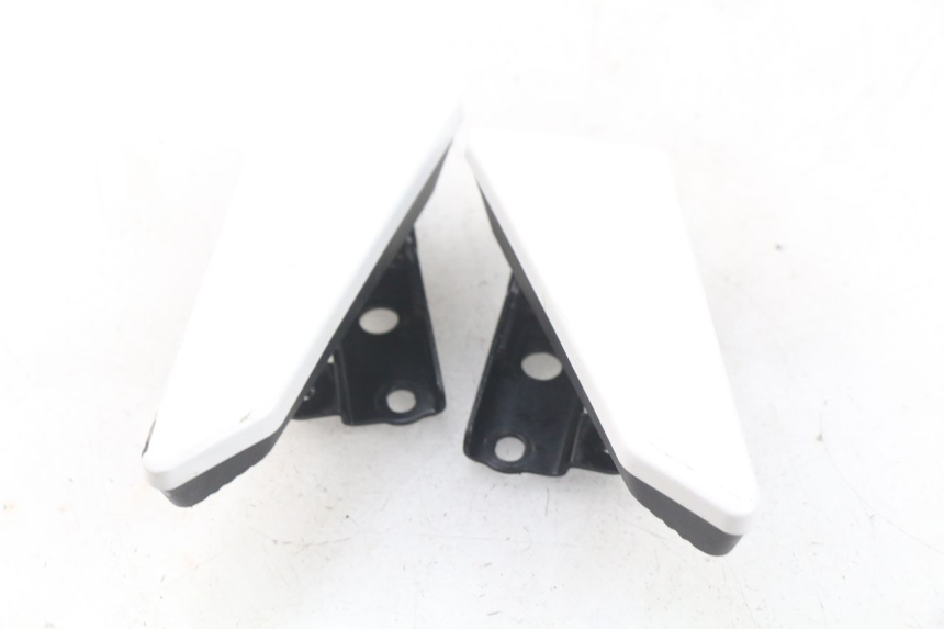 photo de ZESTAW TYLNYCH PODNÓŻKÓW MBK MW TRYPTIK 125 (2017 - 2022) - Widok ogólny