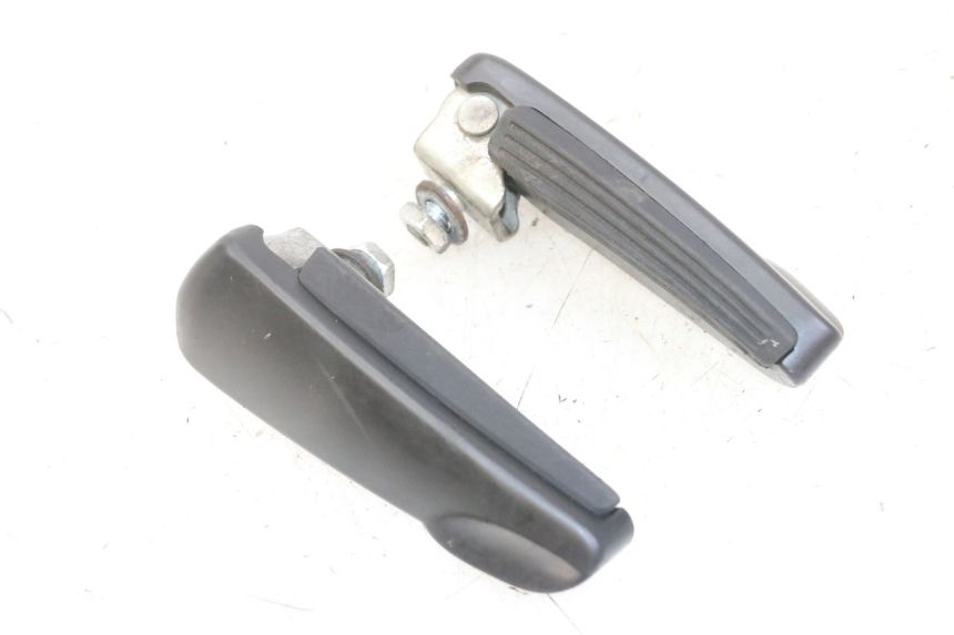 photo de ZESTAW TYLNYCH PODNÓŻKÓW GILERA NEXUS 125 (2009 - 2013) - Widok ogólny