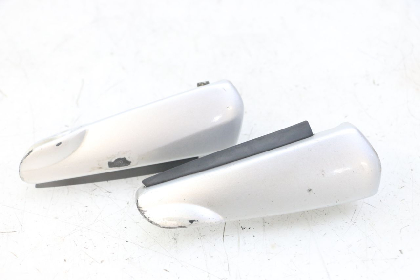 photo de ZESTAW TYLNYCH PODNÓŻKÓW GILERA NEXUS 125 (2009 - 2013) - Zbliżenie techniczne