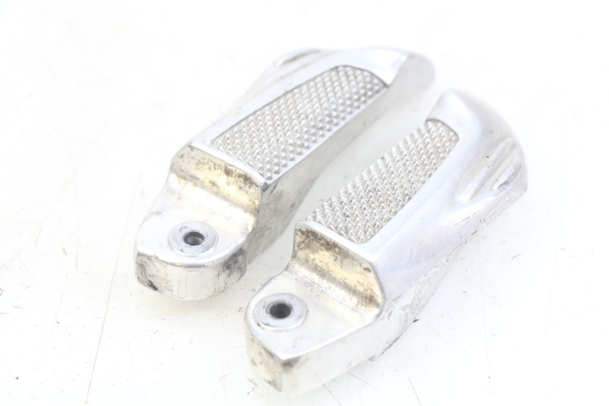 photo de ZESTAW TYLNYCH PODNÓŻKÓW HONDA NHX LEAD 110 (2008 - 2010) - Inny kąt widzenia