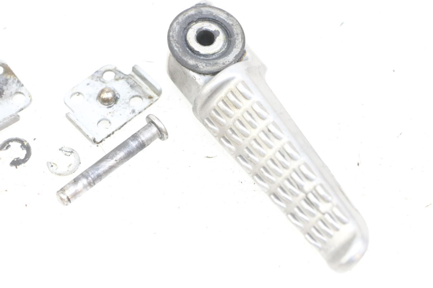 photo de ZESTAW TYLNYCH PODNÓŻKÓW KAWASAKI NINJA 400 (2018 - 2023) - Punkty mocowania