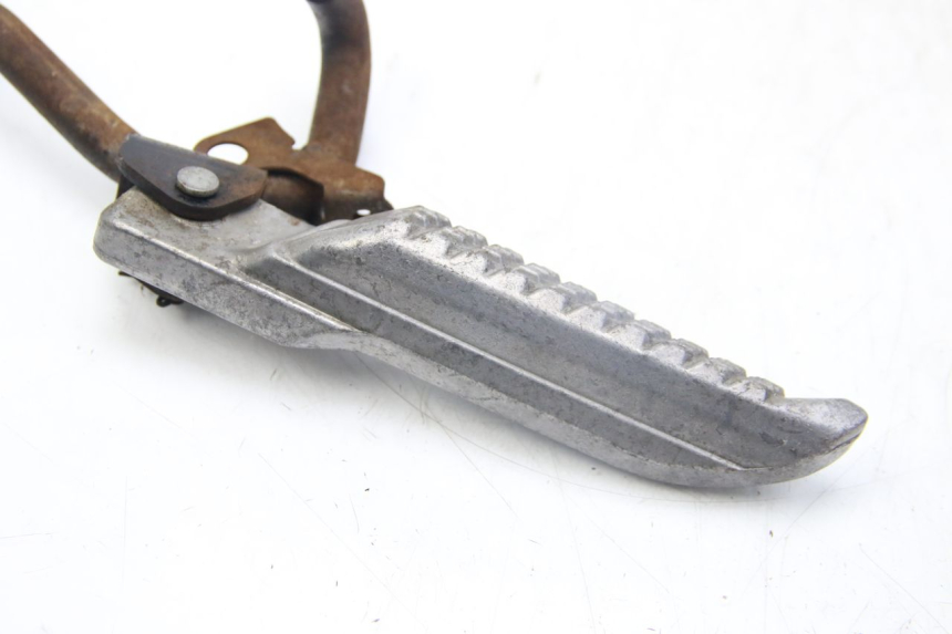 photo de ZESTAW TYLNYCH PODNÓŻKÓW SELECT UP OCTALIS 125 (2007 - 2012) - Punkty mocowania