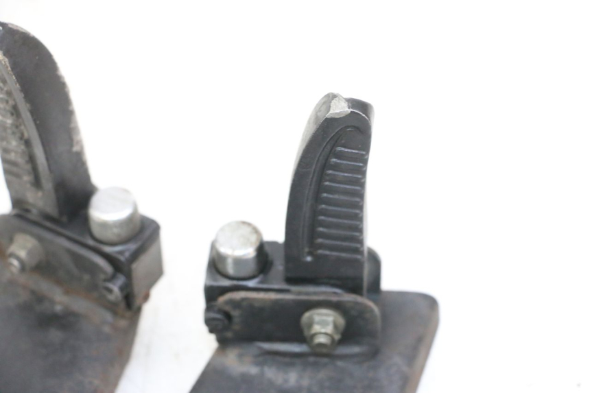 photo de ZESTAW TYLNYCH PODNÓŻKÓW JM MOTORS OLDIES GT 4T 50 (2018 - 2025) - Widok ogólny