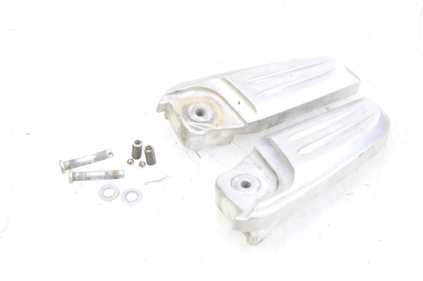 photo de ZESTAW TYLNYCH PODNÓŻKÓW HONDA PCX (JF47) 125 (2012 - 2013) - Widok główny