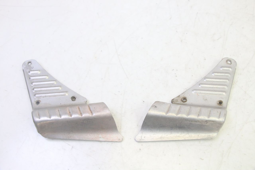 photo de ZESTAW TYLNYCH PODNÓŻKÓW TNT MOTOR ROMA 10' 2T 50 (2011 - 2018) - Inny kąt widzenia