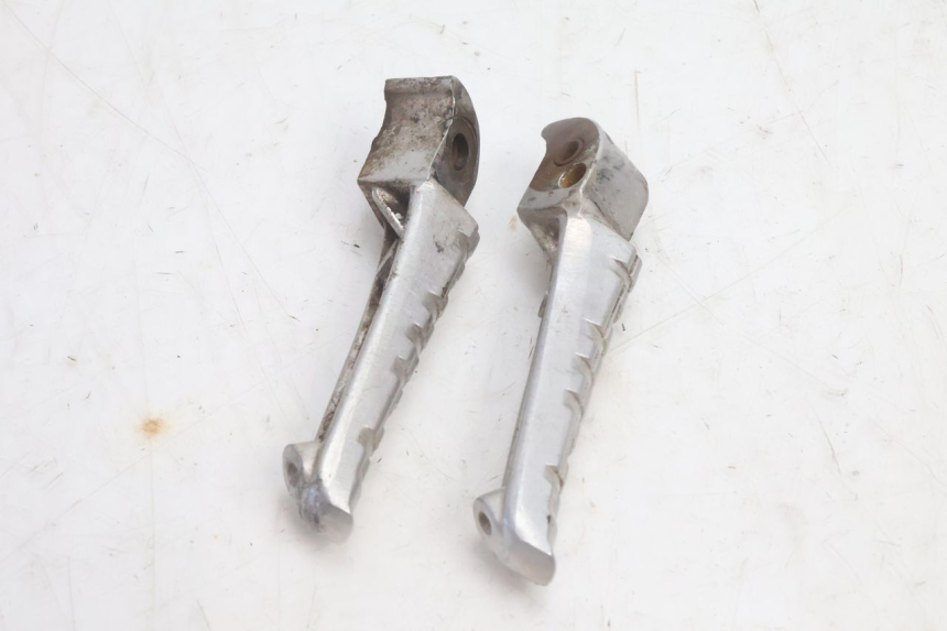photo de PARA NÓG REAR MZ RT 125 (2000 - 2008) - Szczegół części