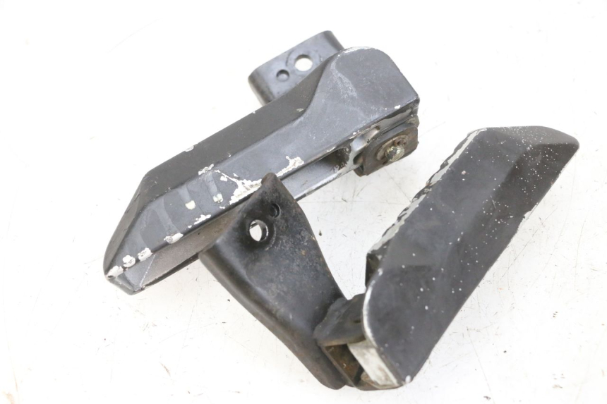 photo de ZESTAW TYLNYCH PODNÓŻKÓW DAELIM S1 125 (2007 - 2016) - Zoom stanu zużycia