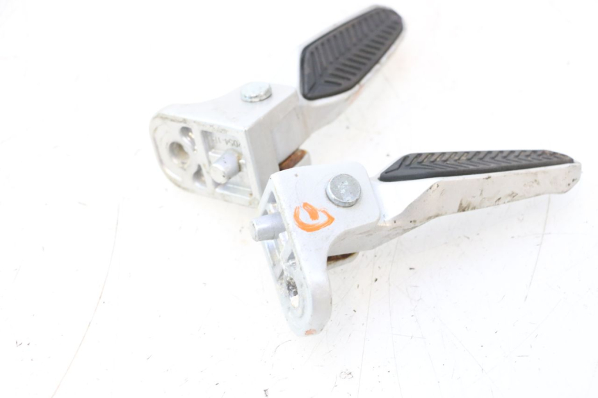 photo de PARA NÓG REAR BAIKU SAKURA 1 (2021 - 2025) - Inny kąt widzenia