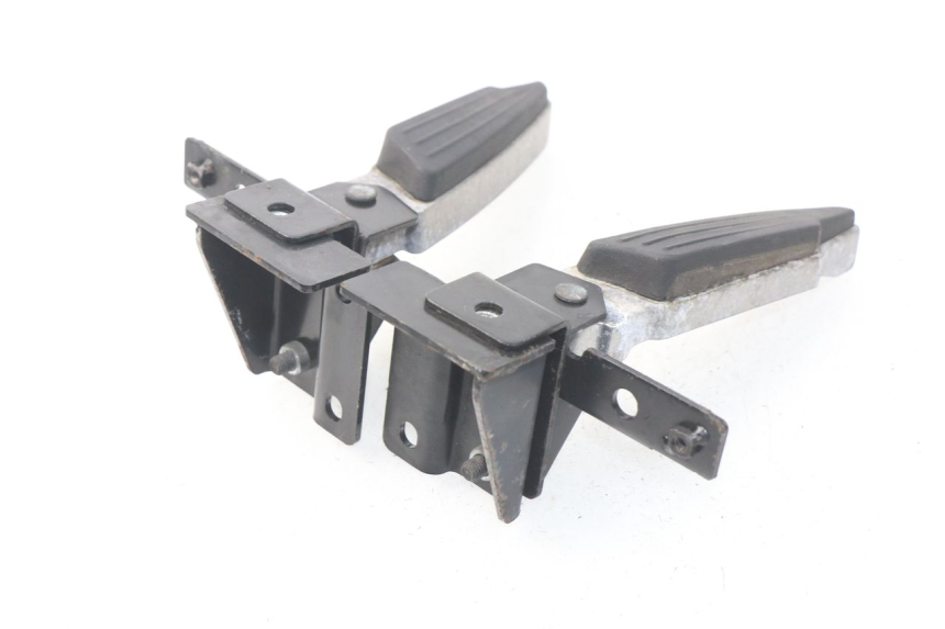 photo de ZESTAW TYLNYCH PODNÓŻKÓW PEUGEOT SATELIS 300 (2012 - 2015) - Zoom stanu zużycia