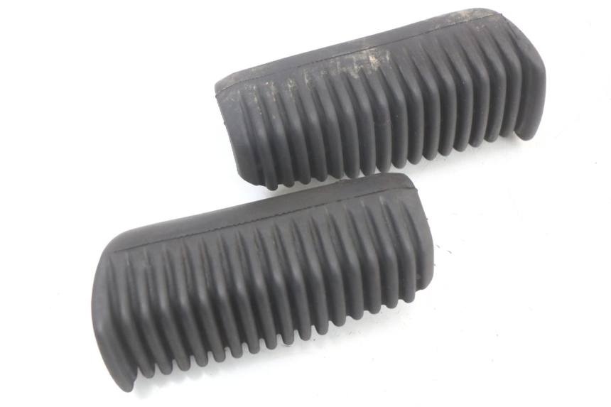 photo de ZESTAW TYLNYCH PODNÓŻKÓW APRILIA SCARABEO GT 125 (1999 - 2007) - Zoom stanu zużycia