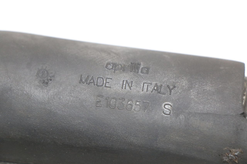 photo de ZESTAW TYLNYCH PODNÓŻKÓW APRILIA SCARABEO GT 125 (1999 - 2007) - Punkty mocowania