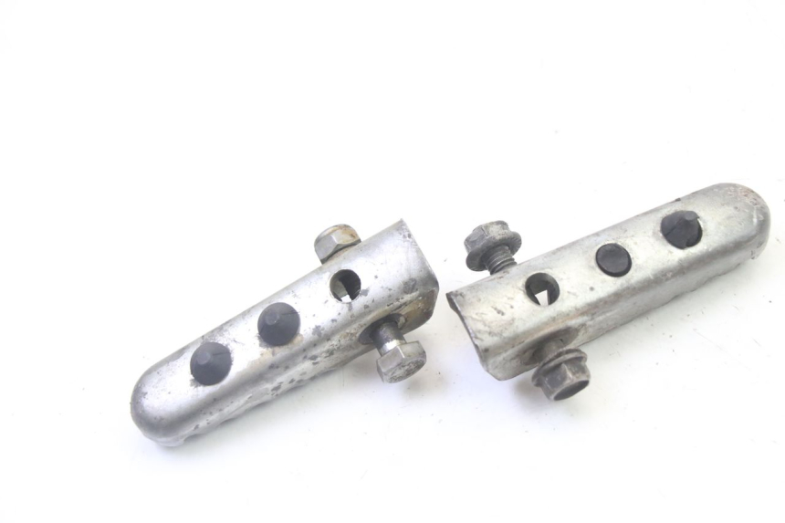 photo de ZESTAW TYLNYCH PODNÓŻKÓW DERBI SENDA SM DRD 50 (2008 - 2013) - Widok ogólny