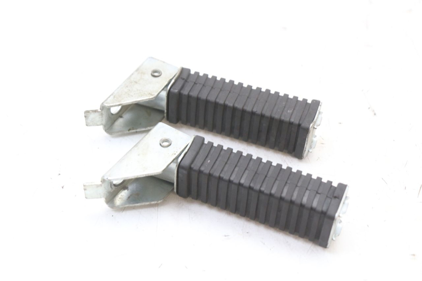 photo de ZESTAW TYLNYCH PODNÓŻKÓW SKYTEAM SKYMAX PRO 125 (2012 - 2016) - Szczegół części