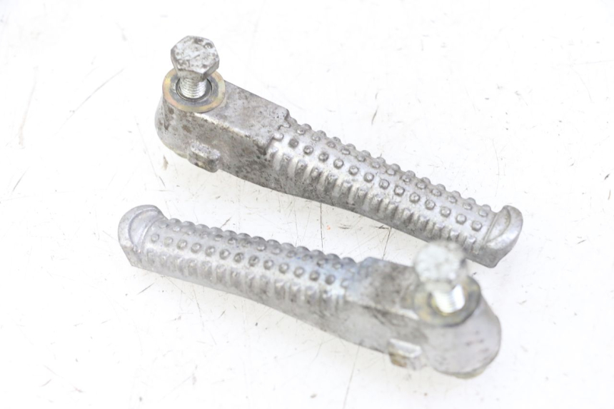 photo de ZESTAW TYLNYCH PODNÓŻKÓW PEUGEOT SPEEDFIGHT 2 LC 50 (2000 - 2009) - Widok główny