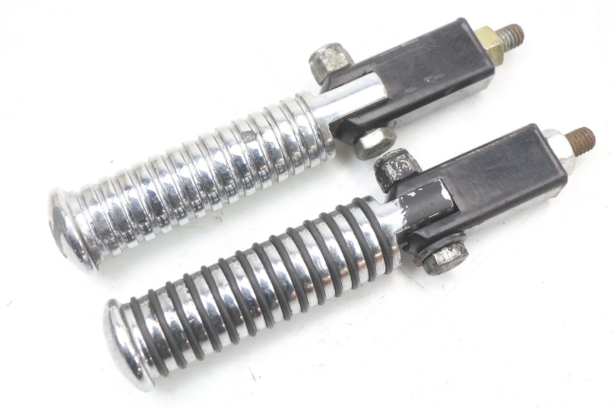 photo de ZESTAW TYLNYCH PODNÓŻKÓW HARLEY DAVIDSON SPORTSTER XL CUSTOM 1200 (2003 - 2004) - Widok główny