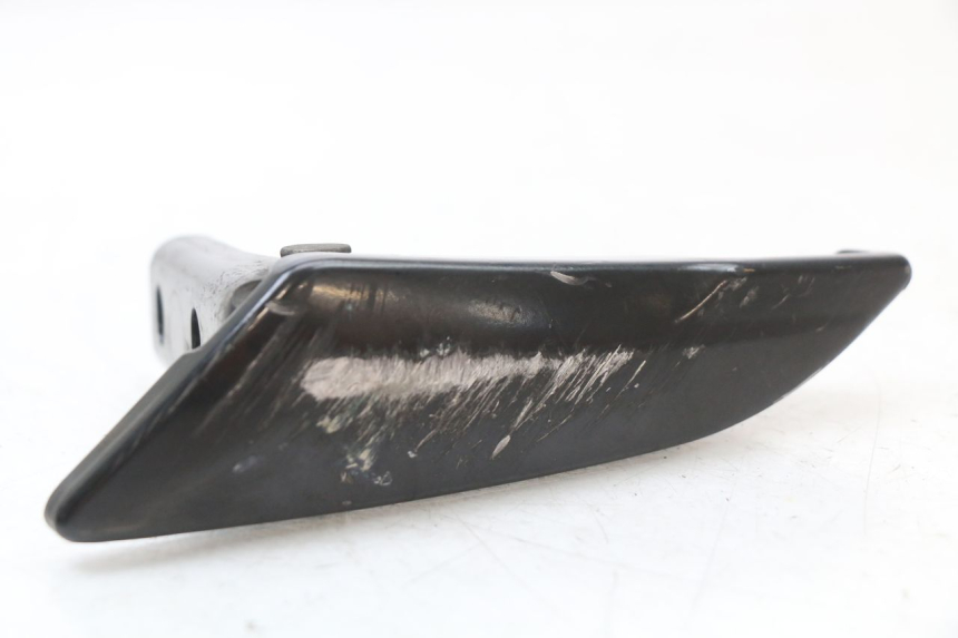 photo de ZESTAW TYLNYCH PODNÓŻKÓW APRILIA SR 2T 50 (2018 - 2022) - Inny kąt widzenia