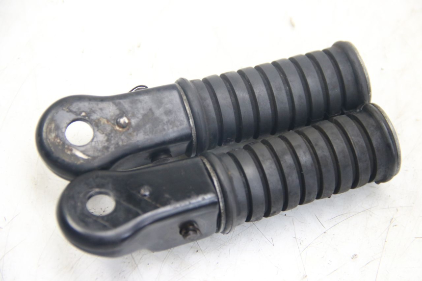 photo de ZESTAW TYLNYCH PODNÓŻKÓW YAMAHA SR 125 (1982 - 2003) - Inny kąt widzenia