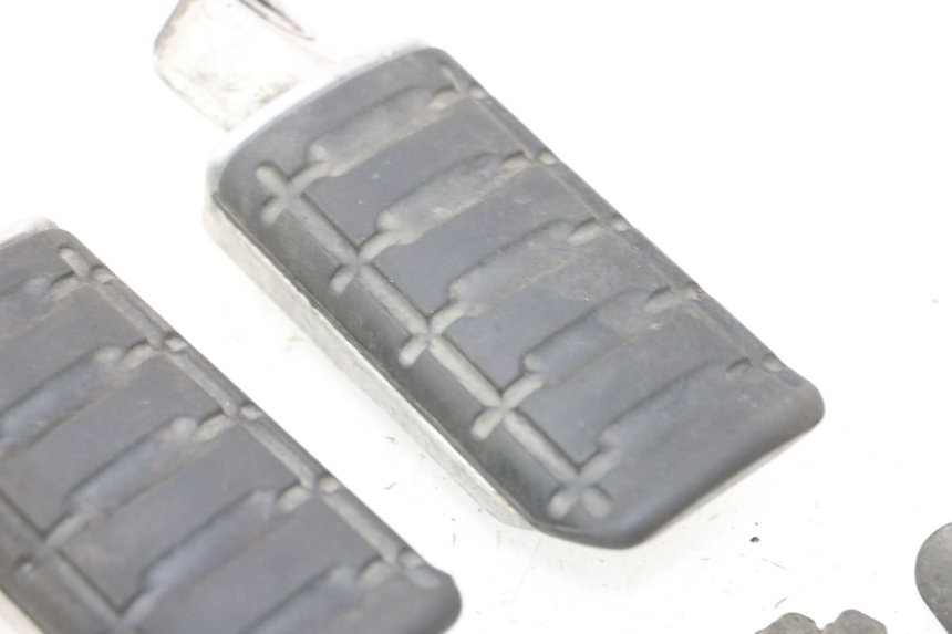 photo de PARA NÓG REAR HONDA ST PAN EUROPEAN 1100 (1990 - 2002) - Stan powierzchni