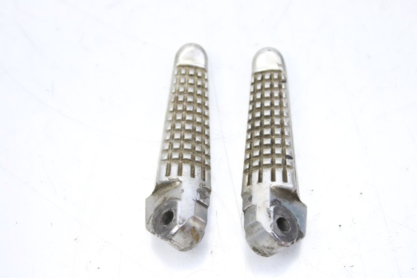 photo de ZESTAW TYLNYCH PODNÓŻKÓW SUZUKI SV S 650 (1999 - 2002) - Zoom stanu zużycia