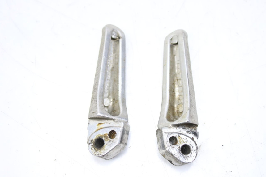 photo de ZESTAW TYLNYCH PODNÓŻKÓW SUZUKI SV S 650 (1999 - 2002) - Inny kąt widzenia