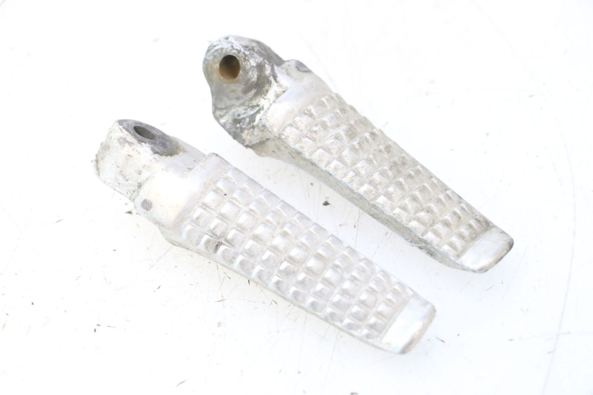 photo de PARA NÓG REAR SUZUKI SV S 650 (2003 - 2009) - Widok główny