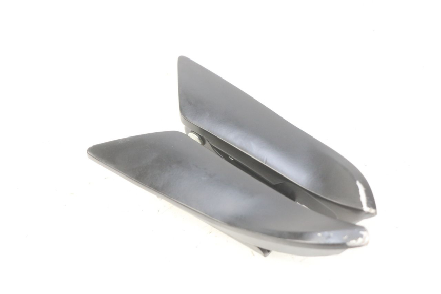 photo de ZESTAW TYLNYCH PODNÓŻKÓW APRILIA SXR 50 (2021 - 2023) - Zoom stanu zużycia