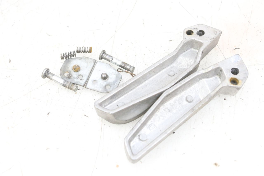 photo de ZESTAW TYLNYCH PODNÓŻKÓW NECO TEMPO 4T 50 (2022 - 2026) - Inny kąt widzenia