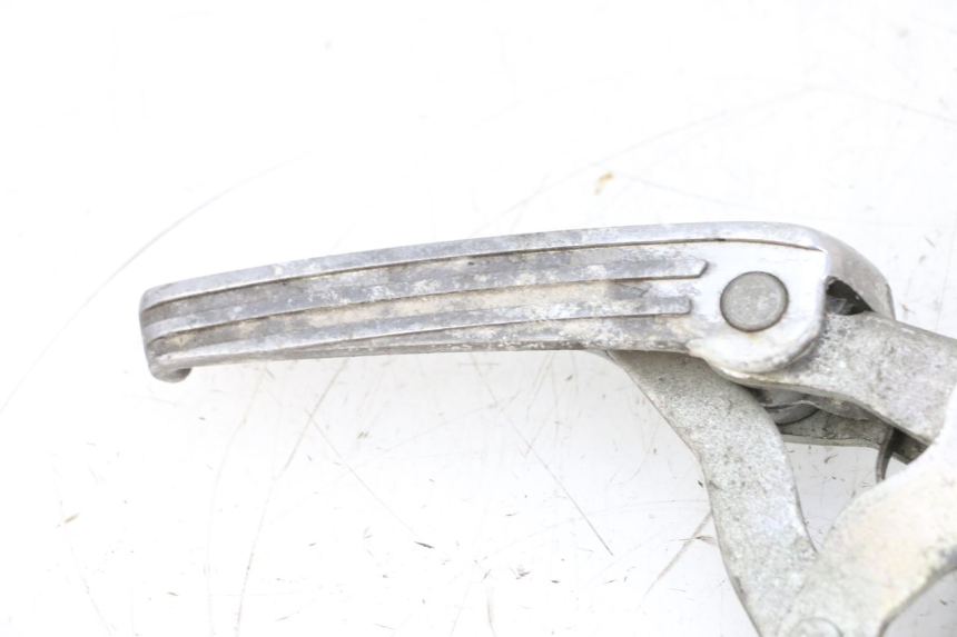 photo de ZESTAW TYLNYCH PODNÓŻKÓW PIAGGIO VESPA GTS SUPER IE 125 (2009 - 2016) - Zdjęcie dodatkowe