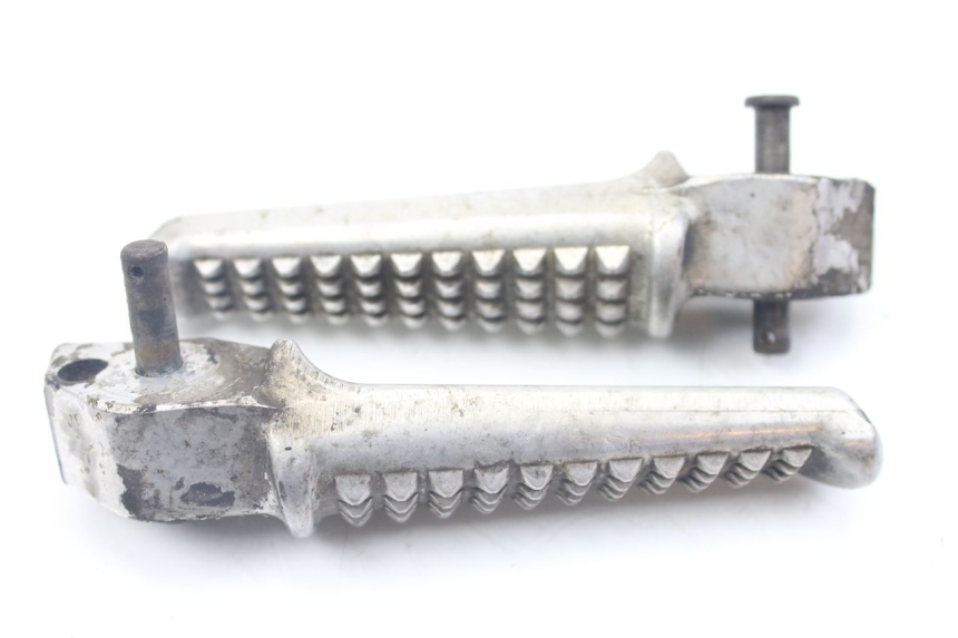 photo de ZESTAW TYLNYCH PODNÓŻKÓW HONDA VFR FI RC46 800 (1998 - 2001) - Inny kąt widzenia