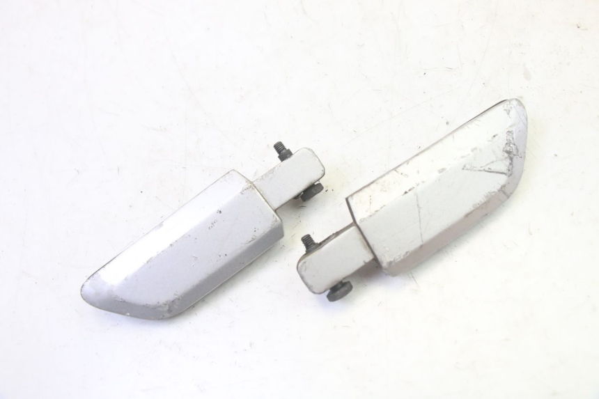 photo de ZESTAW TYLNYCH PODNÓŻKÓW YAMAHA X-CITY XCITY 125 (2007 - 2013) - Zbliżenie techniczne