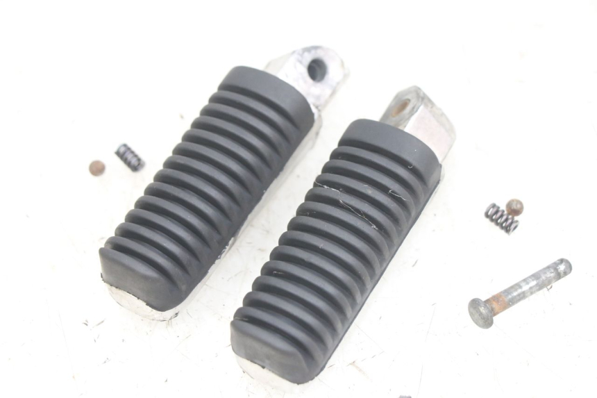 photo de ZESTAW TYLNYCH PODNÓŻKÓW YAMAHA X-MAX XMAX 250 (2006 - 2009) - Widok główny