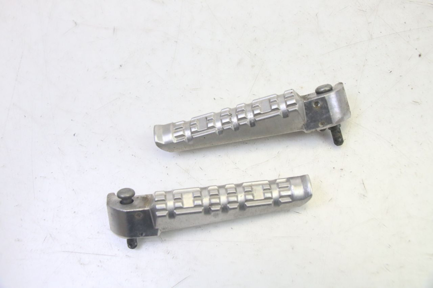 photo de ZESTAW TYLNYCH PODNÓŻKÓW YAMAHA X-MAX XMAX 125 (2010 - 2013) - Widok główny