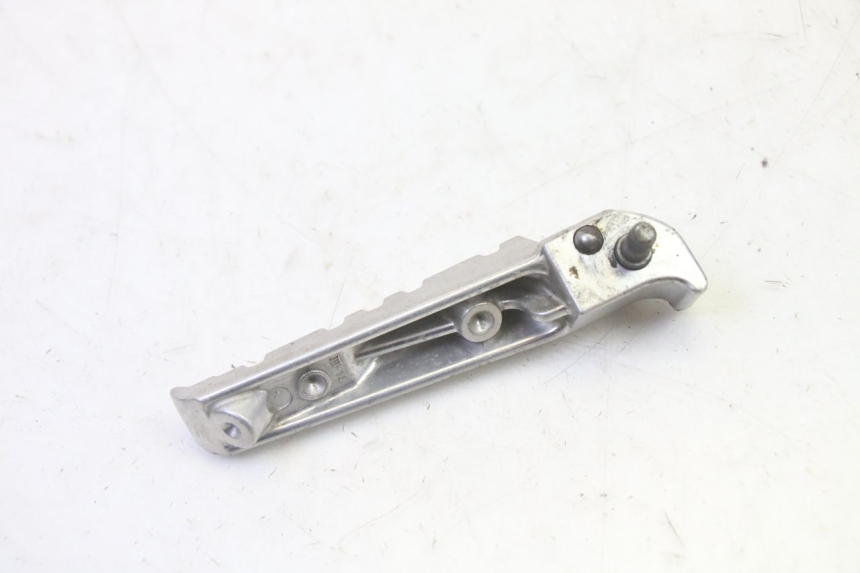 photo de ZESTAW TYLNYCH PODNÓŻKÓW YAMAHA X-MAX XMAX 125 (2010 - 2013) - Widok ogólny