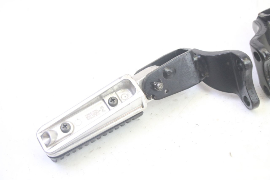 photo de ZESTAW TYLNYCH PODNÓŻKÓW YAMAHA XMAX X-MAX 125 (2006 - 2009) - Widok produktu