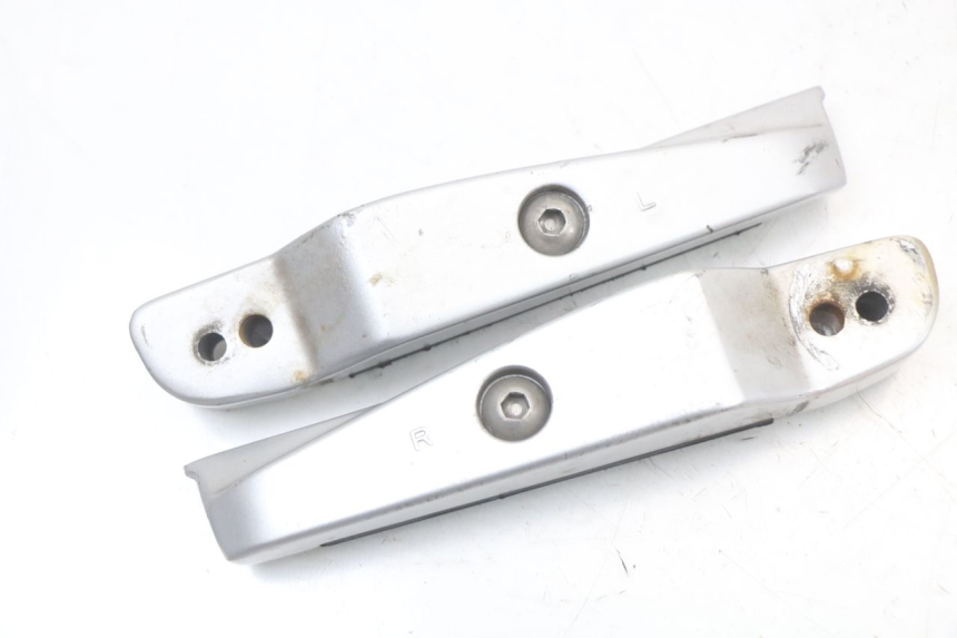 photo de ZESTAW TYLNYCH PODNÓŻKÓW KYMCO XCITING 250 (2006 - 2009) - Widok ogólny