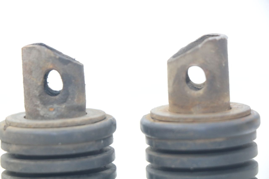 photo de ZESTAW TYLNYCH PODNÓŻKÓW SUZUKI XF FREEWIND 650 (1997 - 2003) - Zoom stanu zużycia