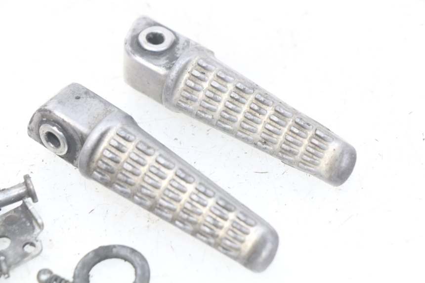 photo de ZESTAW TYLNYCH PODNÓŻKÓW KAWASAKI Z S 750 (2003 - 2006) - Widok ogólny